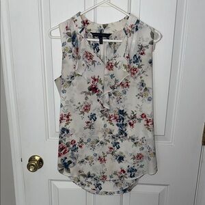 White House Black Market Floral Sleeveless Blouse Lace Sleeves XS